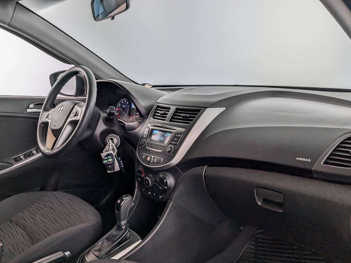 Hyundai Solaris б/у, 2015, Автоматическая. Фото: #8