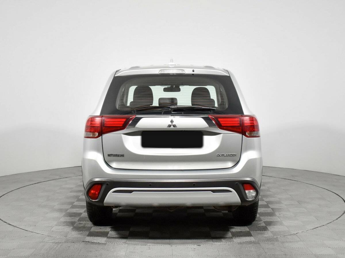 Mitsubishi Outlander б/у, 2018, Вариатор. Фото: #4