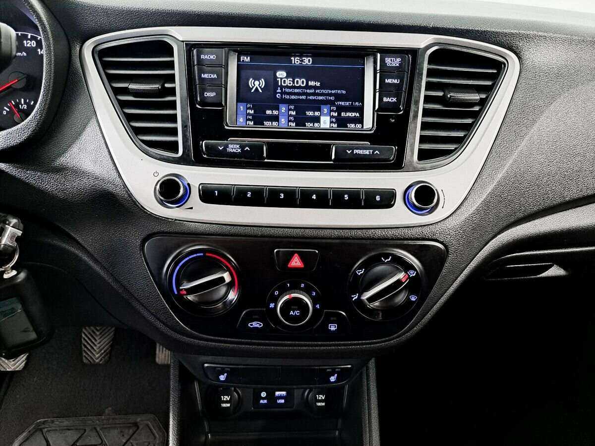 Hyundai Solaris б/у, 2018, Механическая. Фото: #12