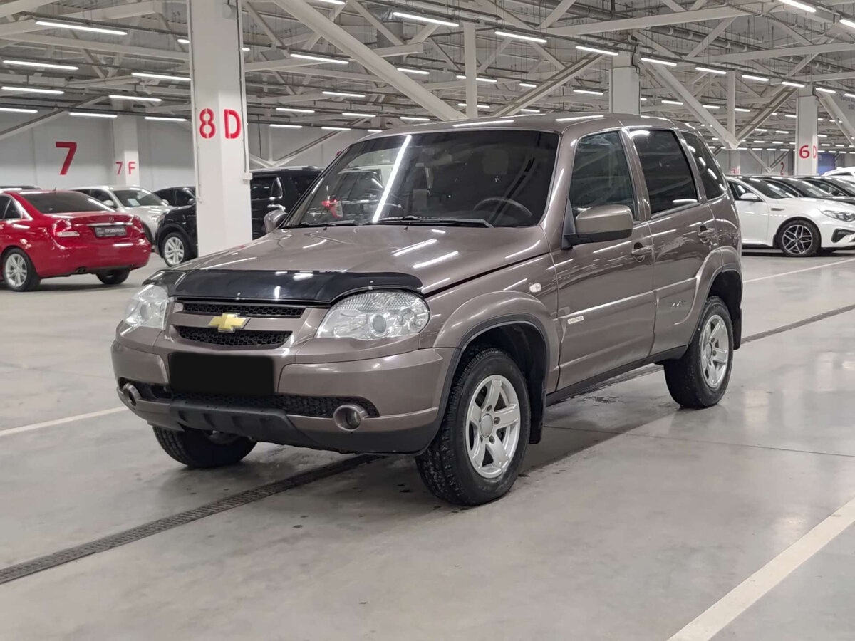 Chevrolet Niva б/у, 2016, Механическая. Фото: #0