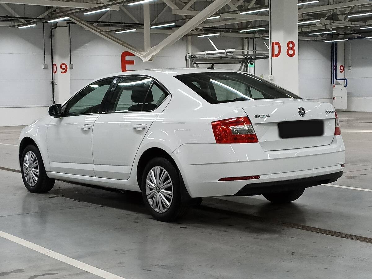 Skoda Octavia б/у, 2018, Автоматическая. Фото: #6