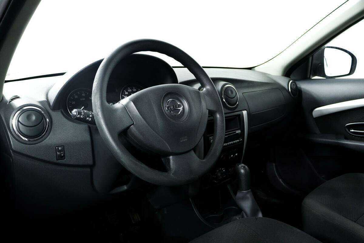 Nissan Almera б/у, 2014, Механическая. Фото: #12