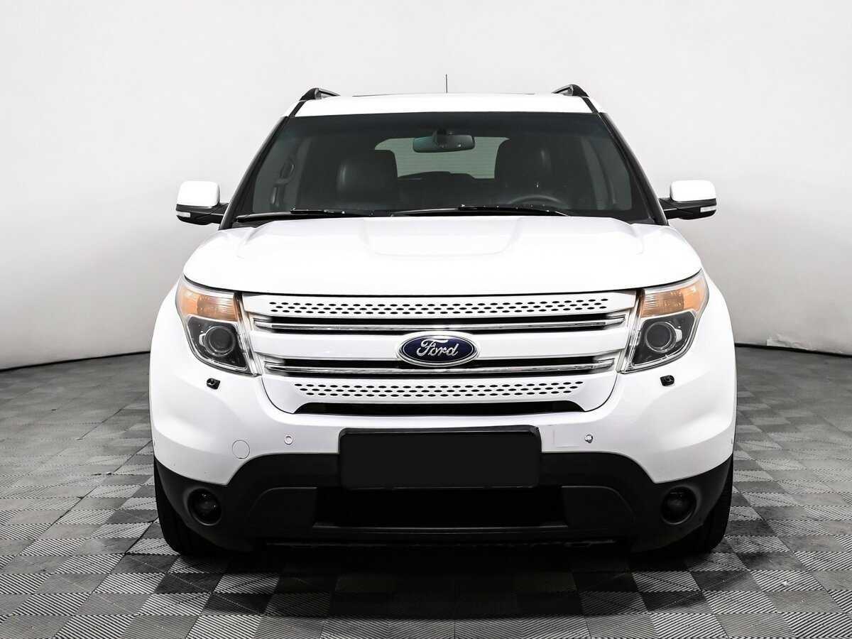 Ford Explorer б/у, 2013, Автоматическая. Фото: #1