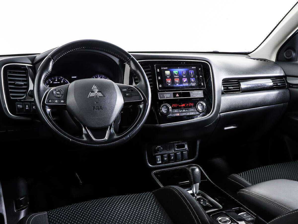 Mitsubishi Outlander б/у, 2020, Вариатор. Фото: #11
