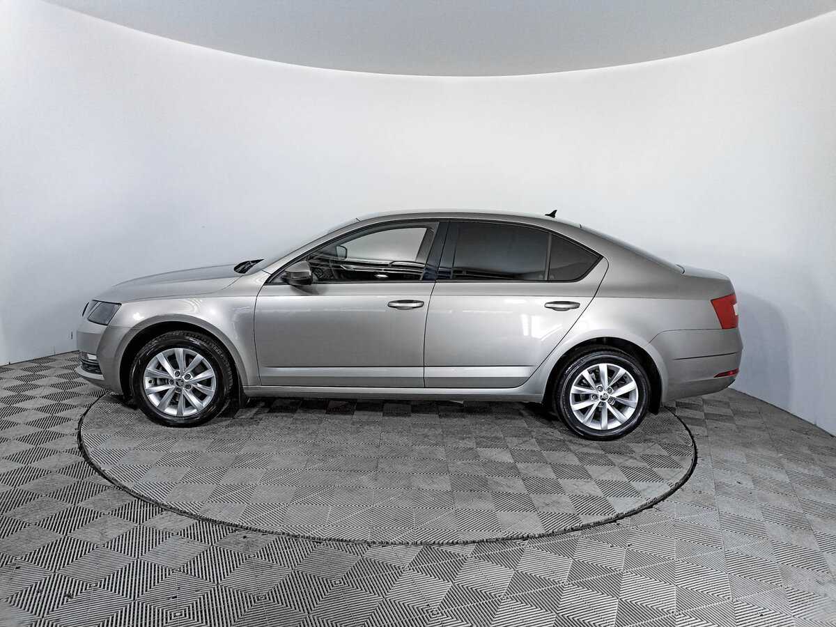 Skoda Octavia б/у, 2019, Механическая. Фото: #7