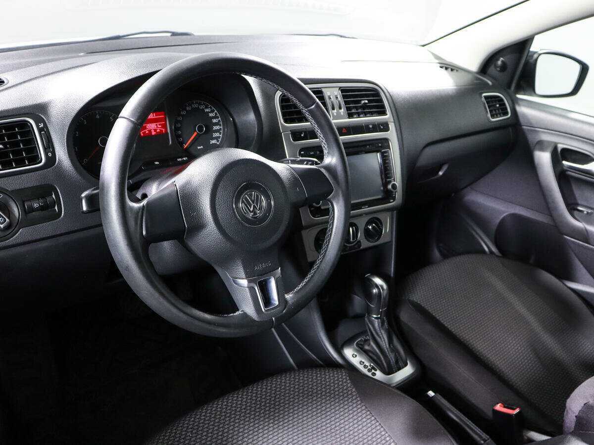 Volkswagen Polo б/у, 2013, Автоматическая. Фото: #13