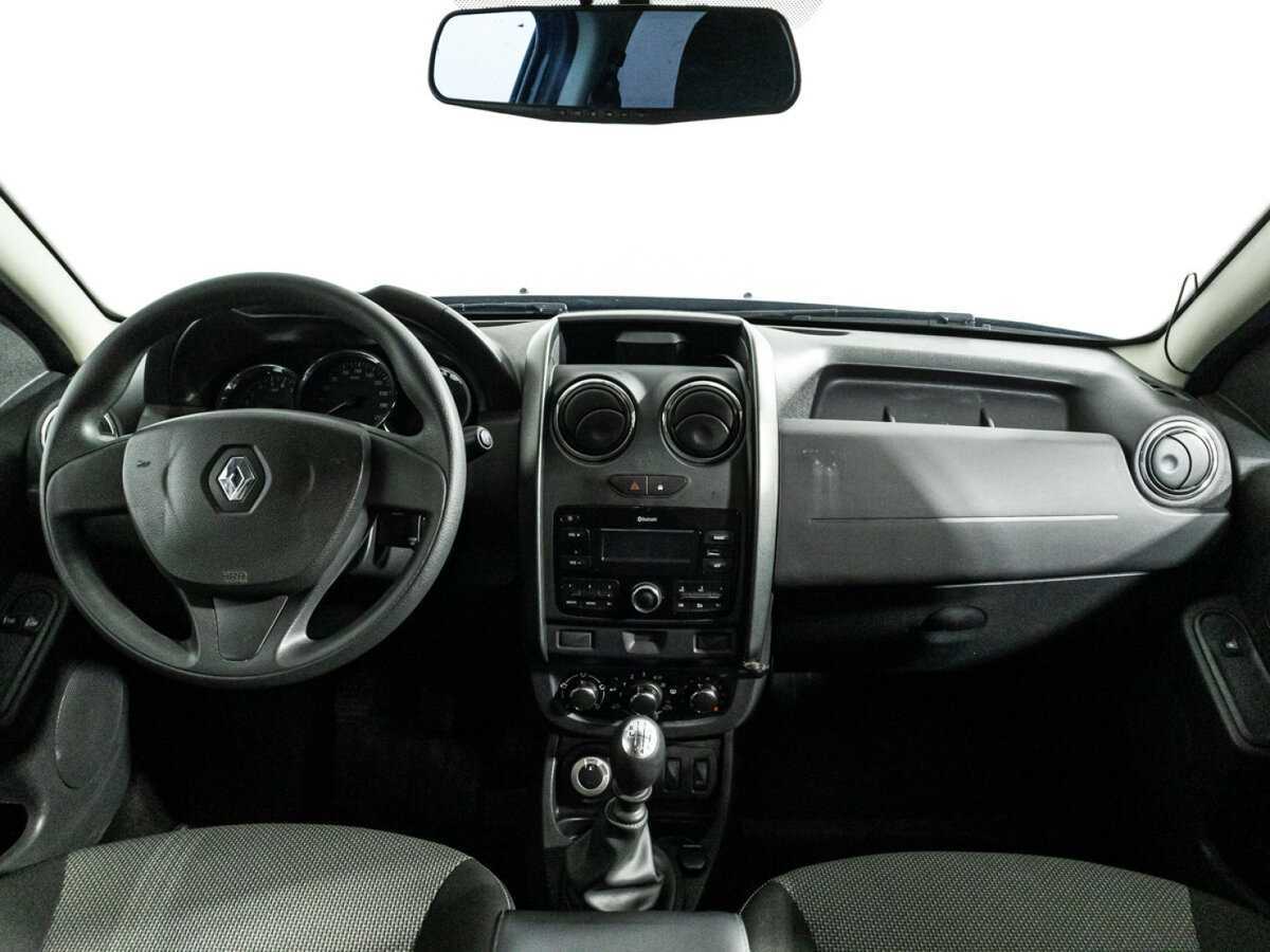 Renault Duster б/у, 2017, Механическая. Фото: #12