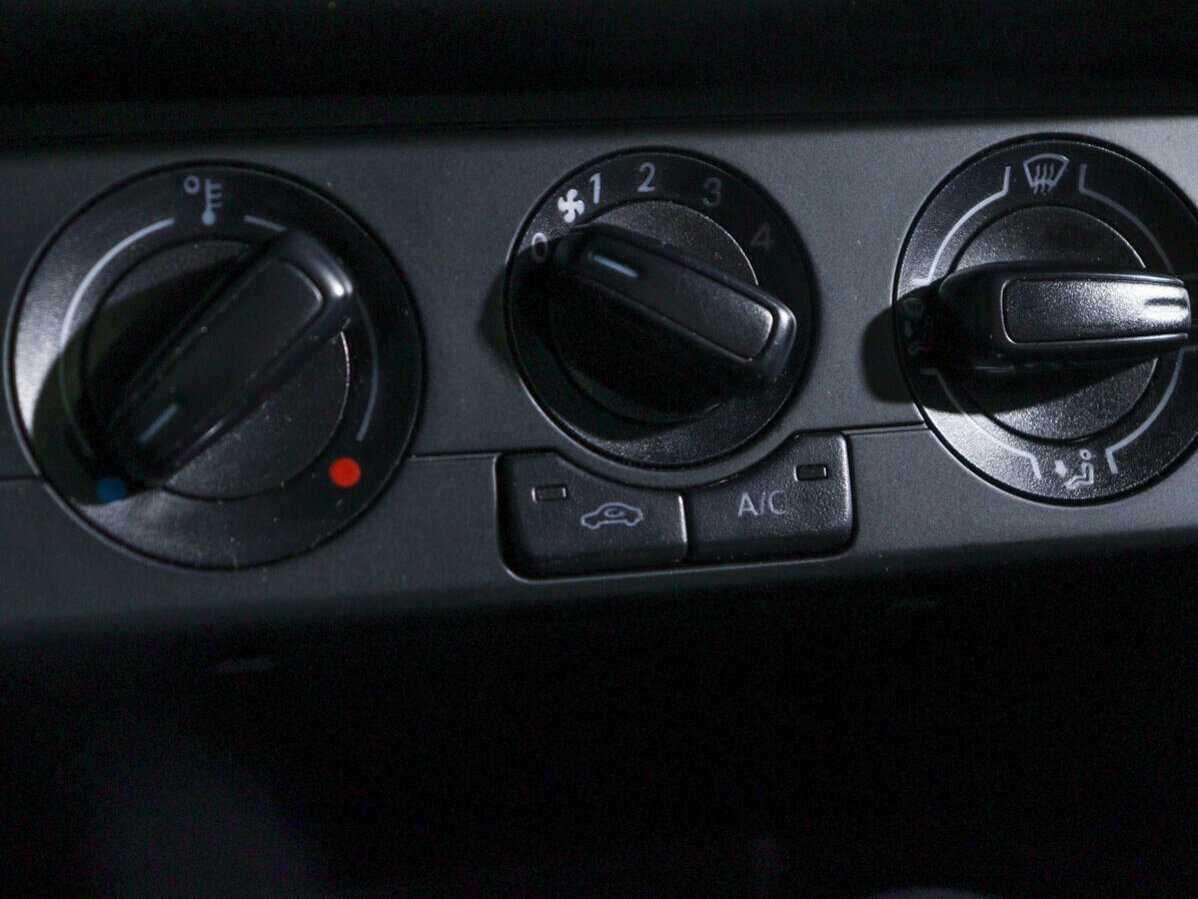 Volkswagen Polo б/у, 2019, Автоматическая. Фото: #13