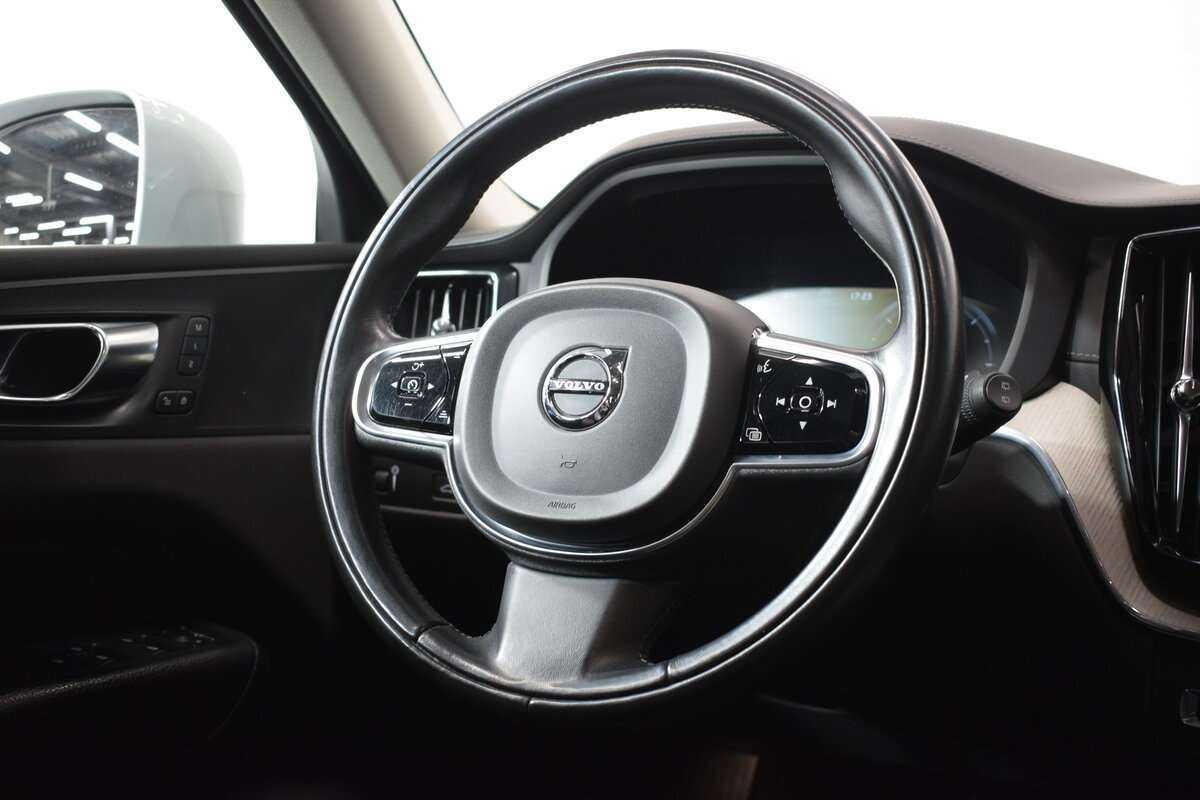 Volvo XC60 б/у, 2020, Автоматическая. Фото: #15