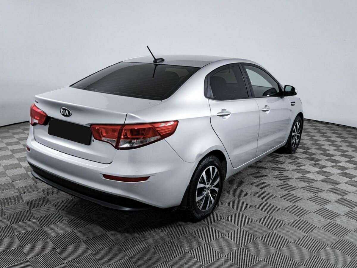 Kia Rio б/у, 2017, Автоматическая. Фото: #3