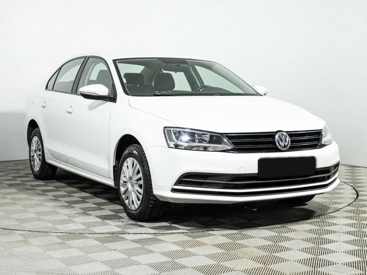 Volkswagen Jetta б/у, 2017, Роботизированная. Фото: #2