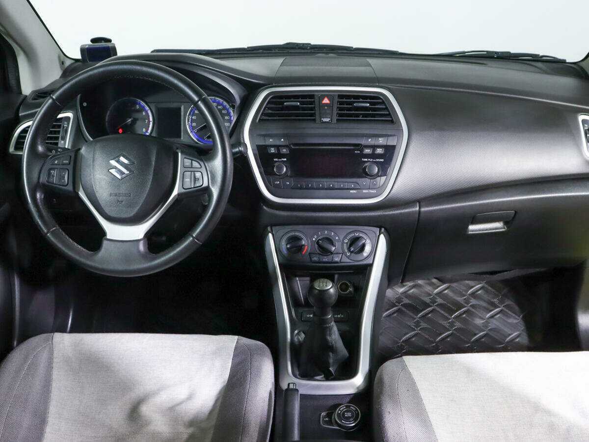 Suzuki SX4 б/у, 2014, Механическая. Фото: #11