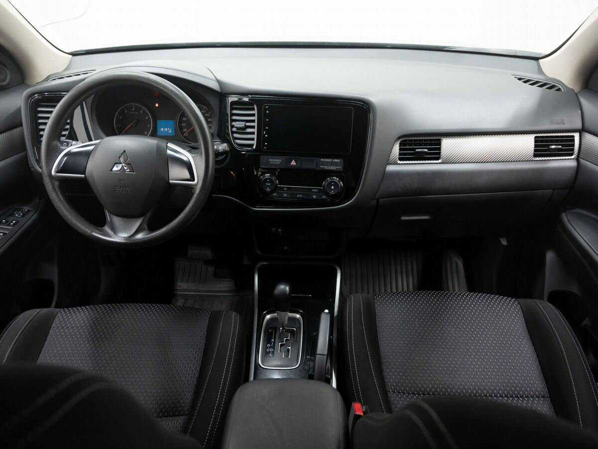 Mitsubishi Outlander б/у, 2018, Вариатор. Фото: #12