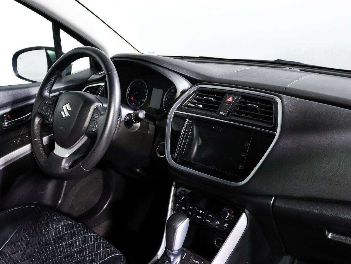 Suzuki SX4 б/у, 2016, Автоматическая. Фото: #8