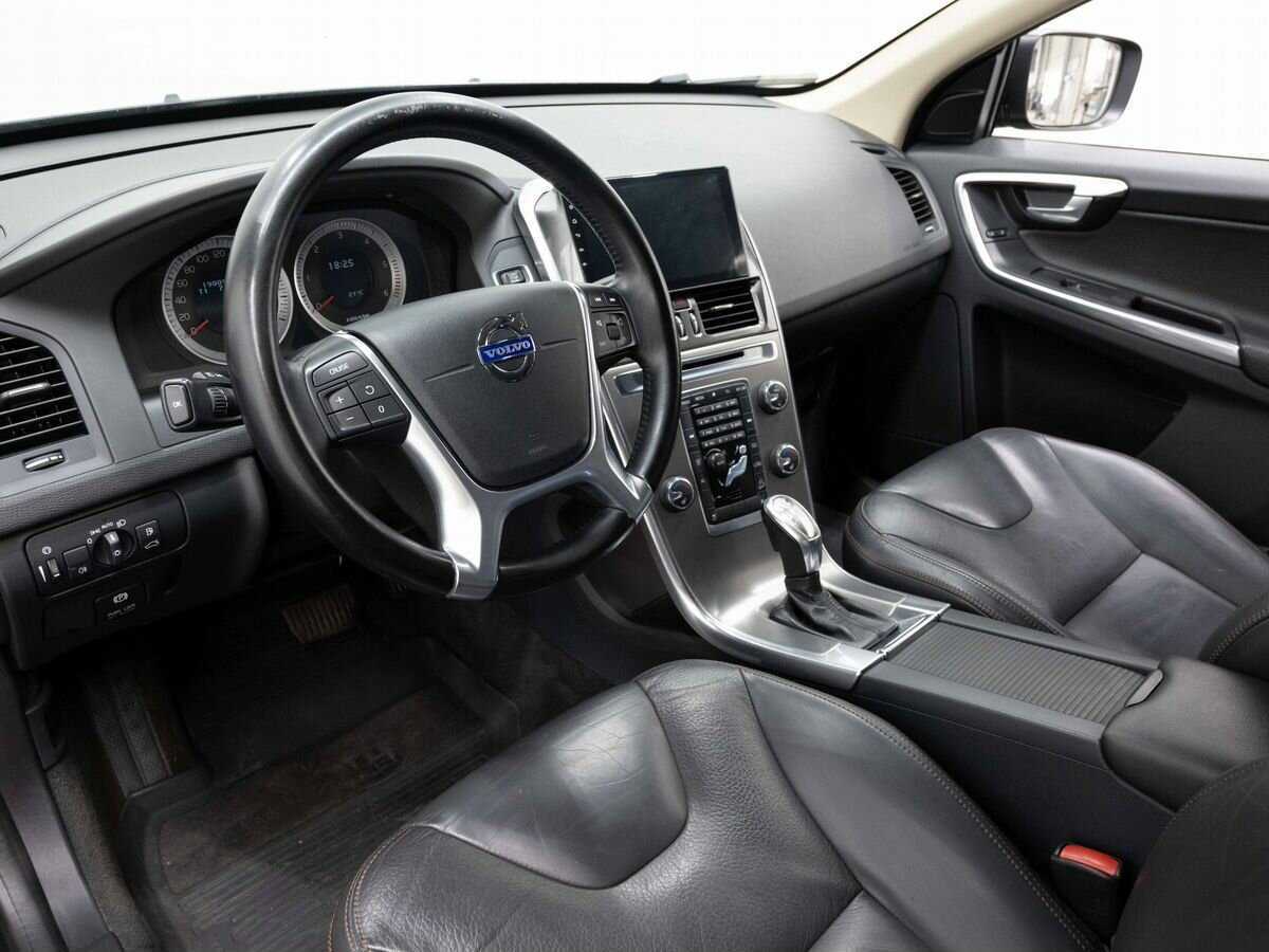 Volvo XC60 б/у, 2013, Автоматическая. Фото: #6