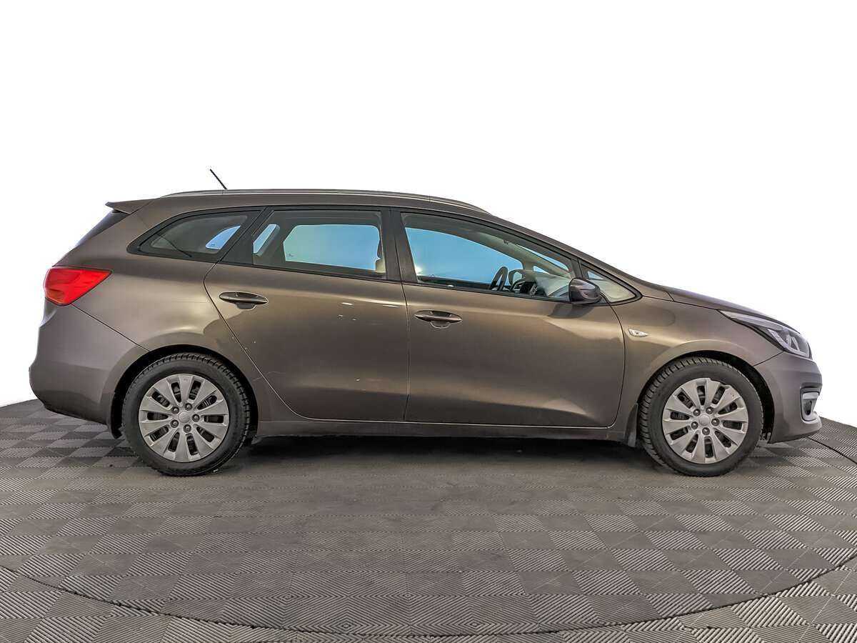 Kia Ceed б/у, 2015, Автоматическая. Фото: #3