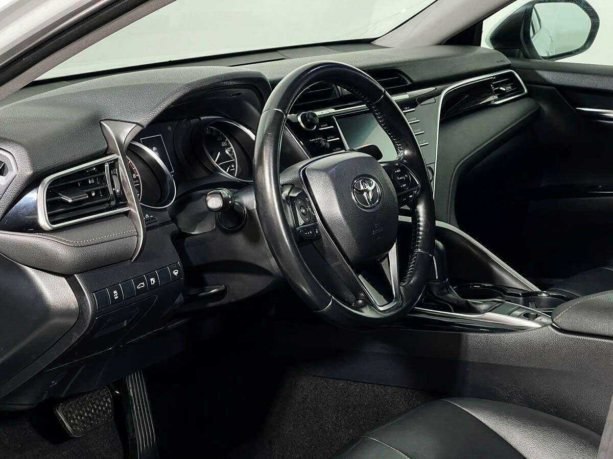 Toyota Camry б/у, 2018, Автоматическая. Фото: #12