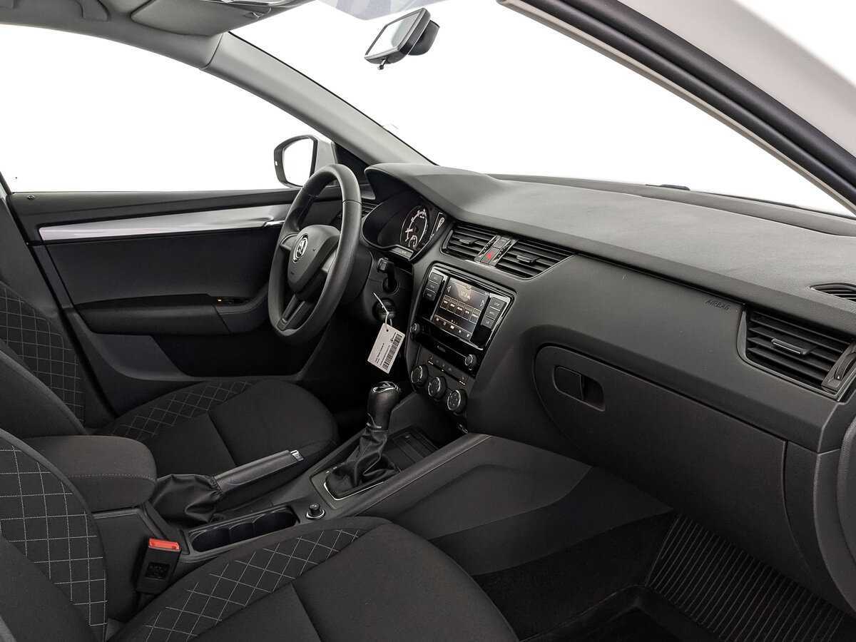 Skoda Octavia б/у, 2019, Автоматическая. Фото: #12