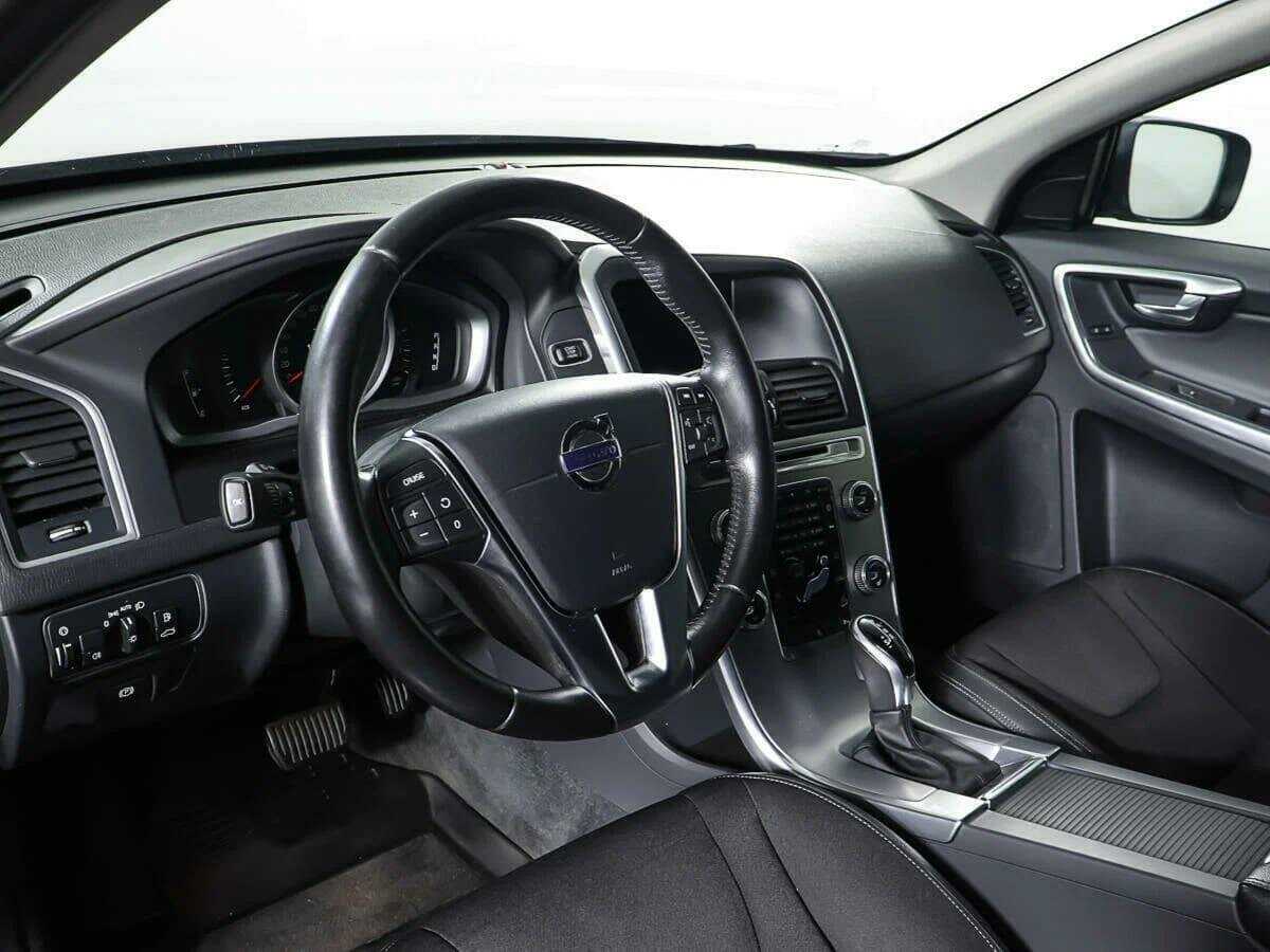 Volvo XC60 б/у, 2017, Автоматическая. Фото: #14