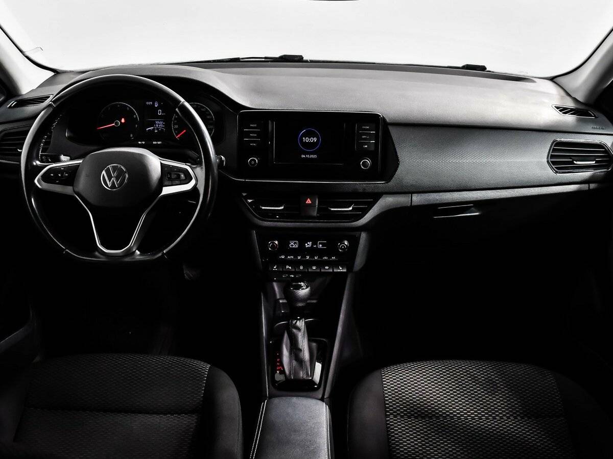 Volkswagen Polo б/у, 2020, Автоматическая. Фото: #9