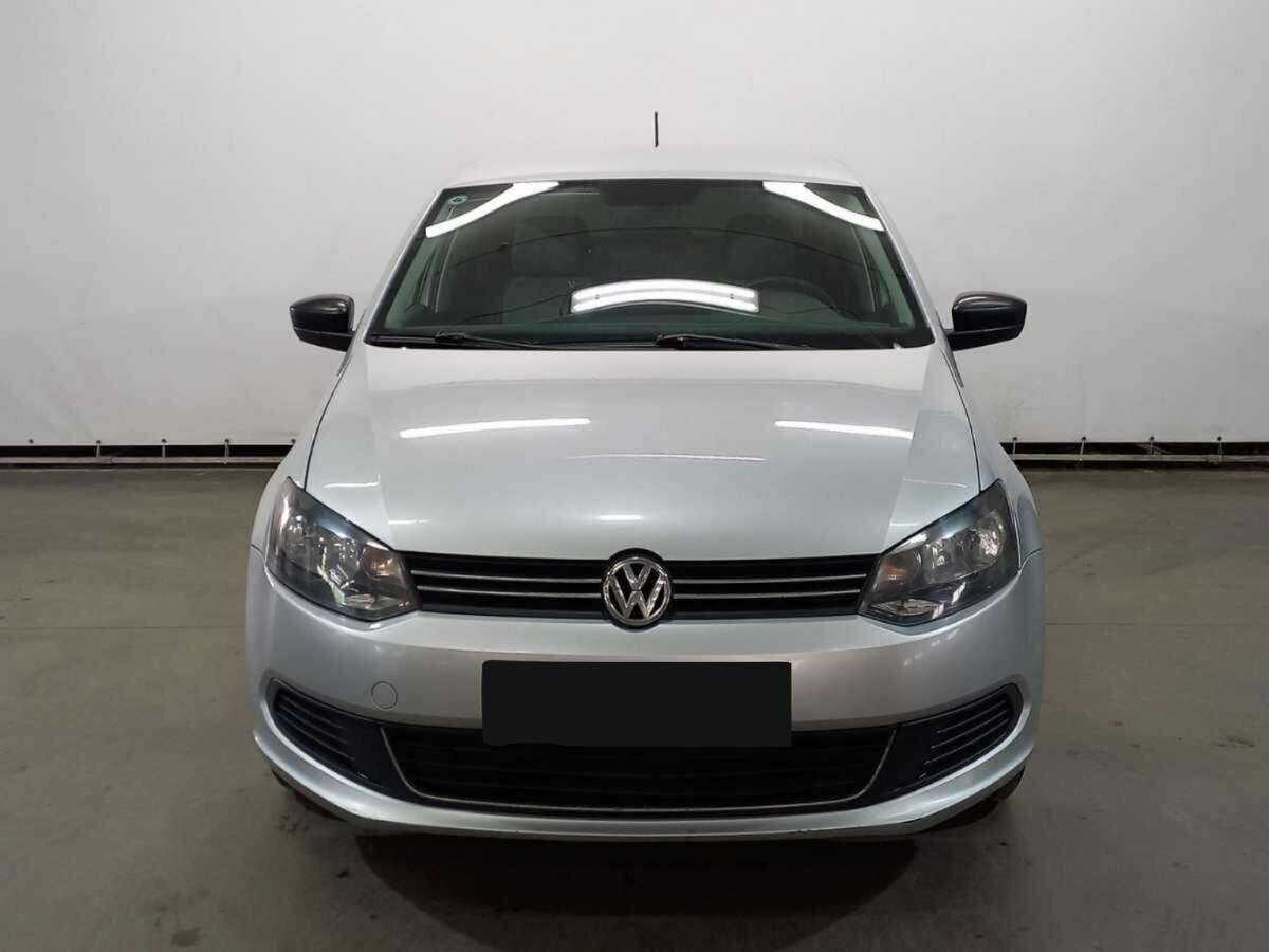 Volkswagen Polo б/у, 2013, Механическая. Фото: #1