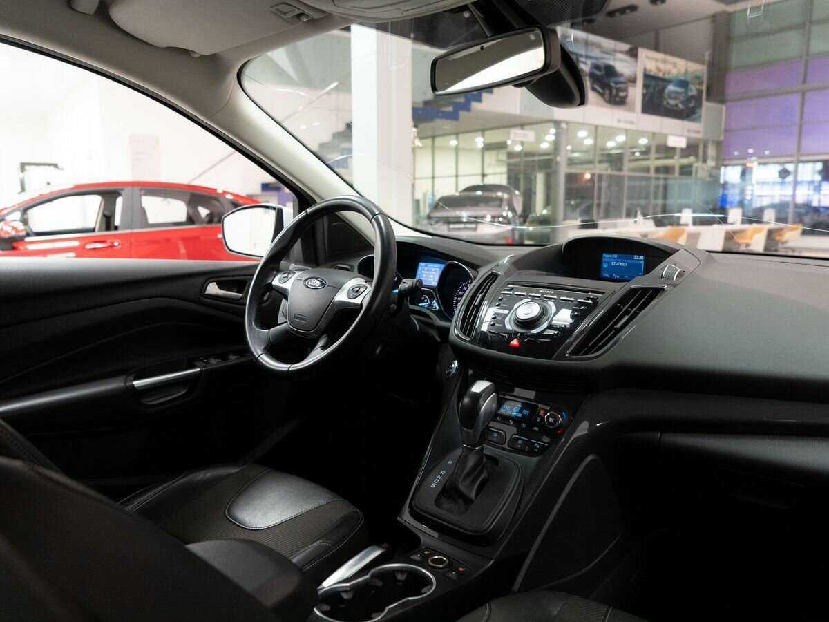 Ford Kuga б/у, 2016, Автоматическая. Фото: #15