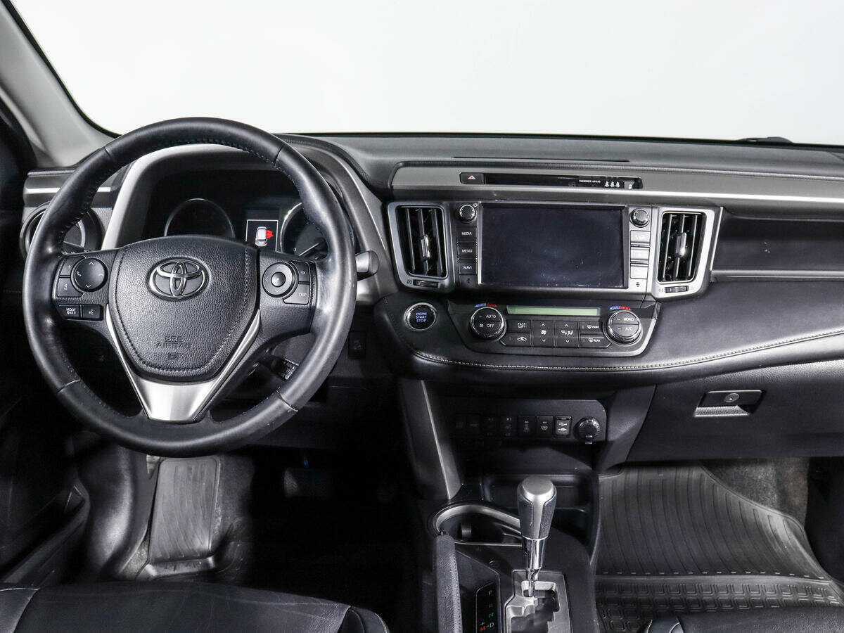 Toyota RAV4 б/у, 2017, Автоматическая. Фото: #9