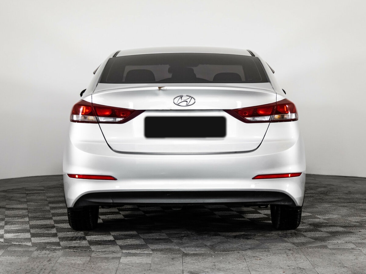 Hyundai Elantra б/у, 2016, Механическая. Фото: #4