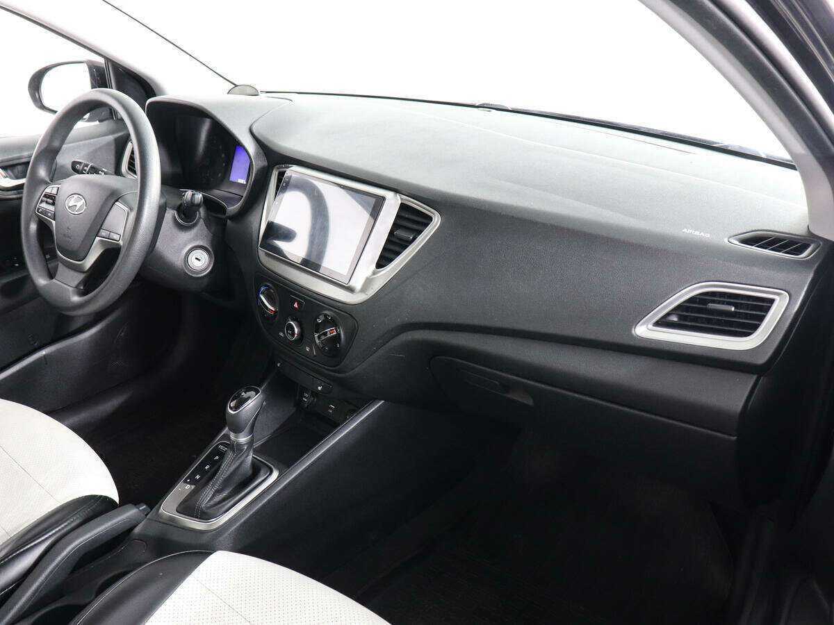 Hyundai Solaris б/у, 2022, Автоматическая. Фото: #9