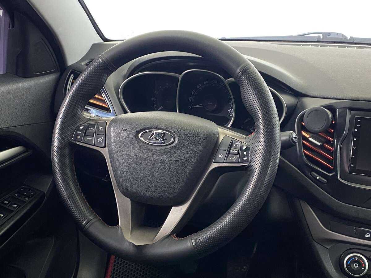Lada (ВАЗ) Vesta б/у, 2017, Механическая. Фото: #11