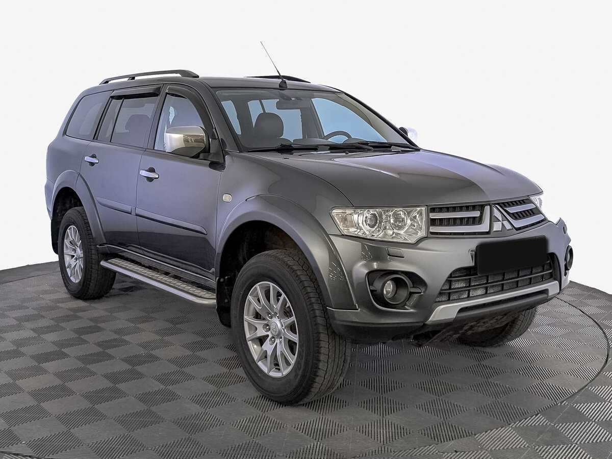 Mitsubishi Pajero Sport б/у, 2013, Автоматическая. Фото: #2