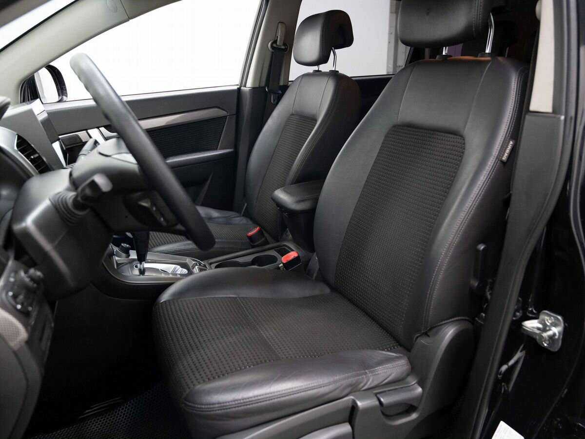 Chevrolet Captiva б/у, 2012, Автоматическая. Фото: #7