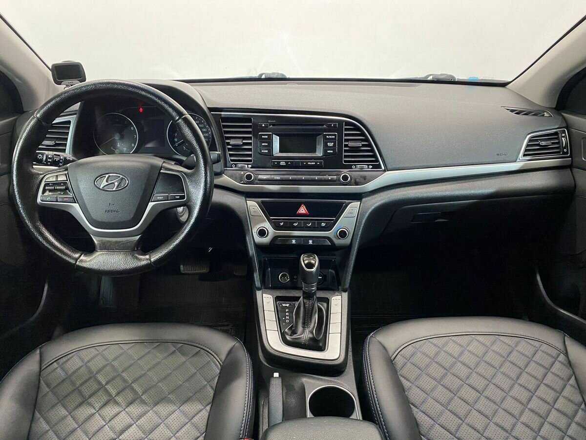 Hyundai Elantra б/у, 2017, Автоматическая. Фото: #8