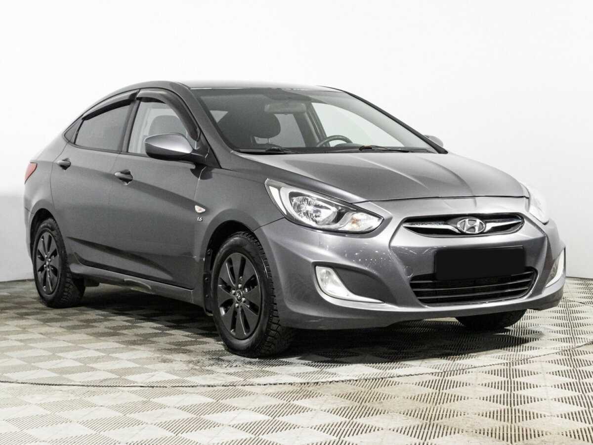 Hyundai Solaris б/у, 2013, Механическая. Фото: #2