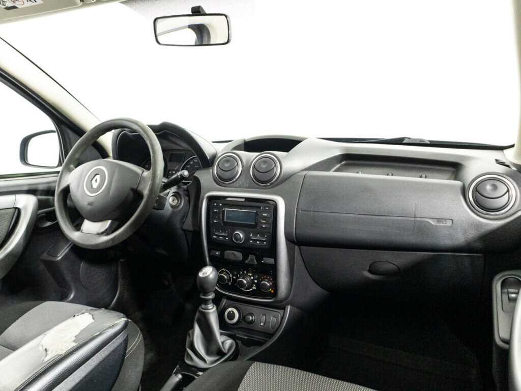 Renault Duster б/у, 2013, Механическая. Фото: #8