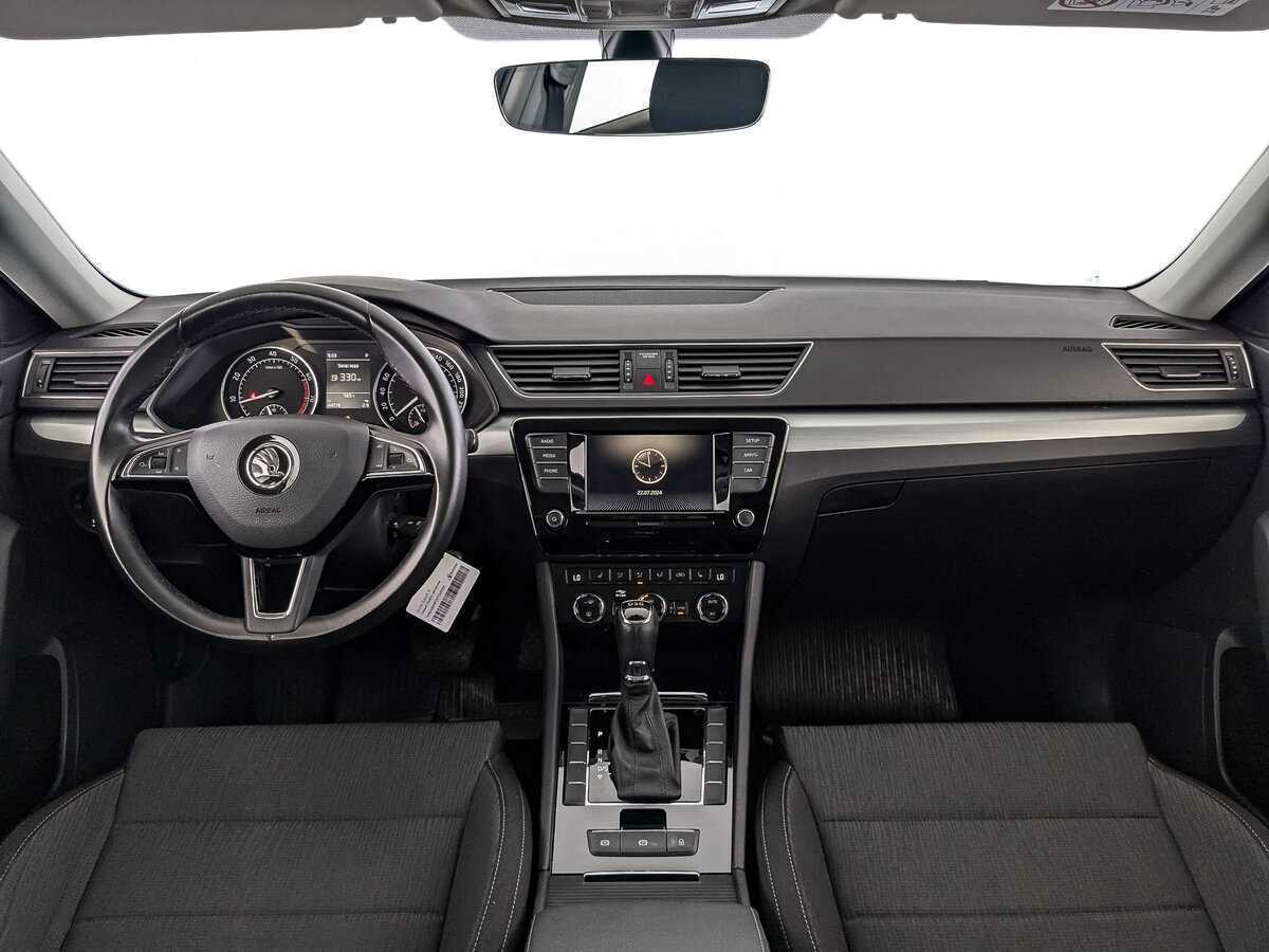 Skoda Superb б/у, 2019, Роботизированная. Фото: #9