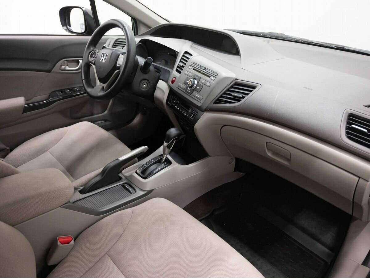 Honda Civic б/у, 2012, Автоматическая. Фото: #10