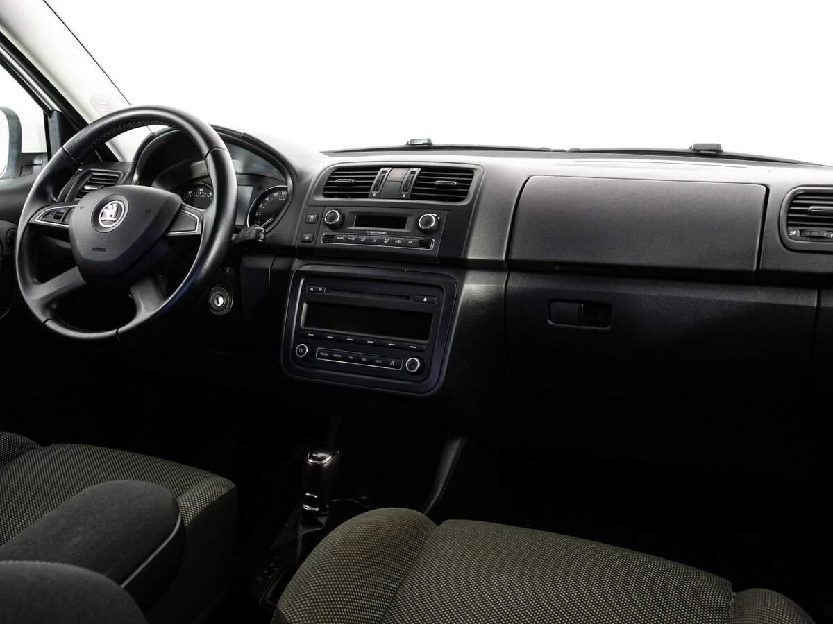 Skoda Fabia б/у, 2013, Автоматическая. Фото: #8