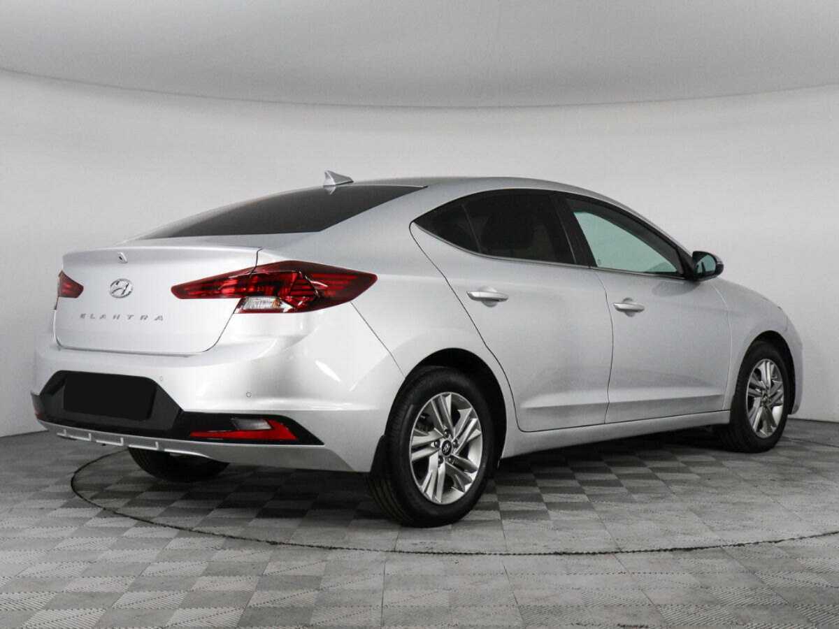 Hyundai Elantra б/у, 2019, Автоматическая. Фото: #4