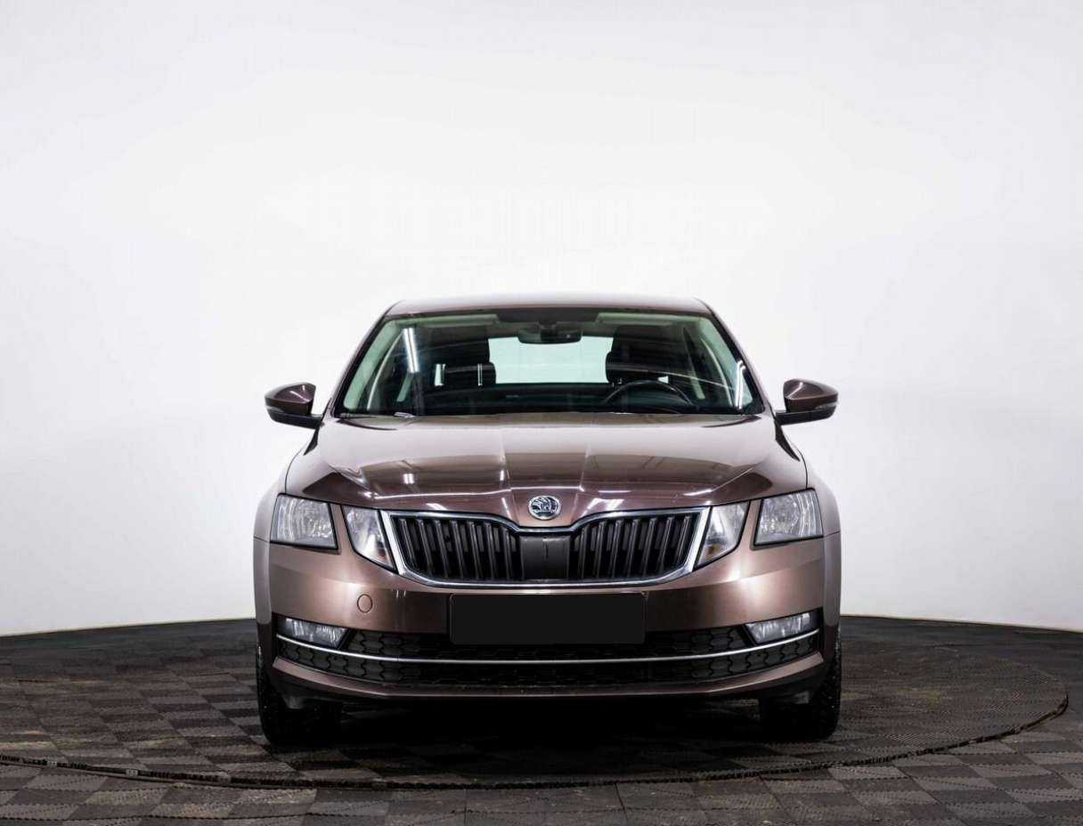 Skoda Octavia б/у, 2017, Автоматическая. Фото: #1
