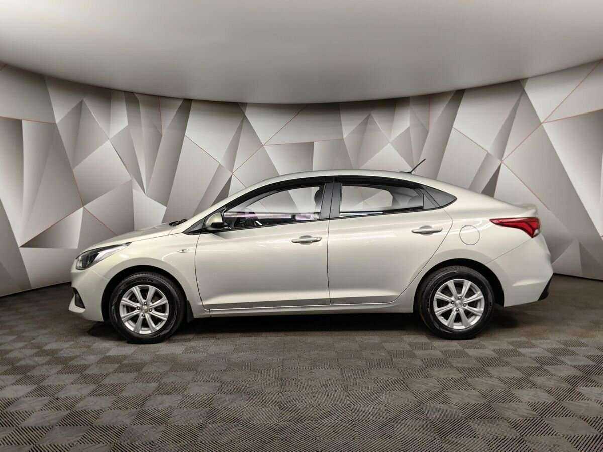 Hyundai Solaris б/у, 2019, Автоматическая. Фото: #4