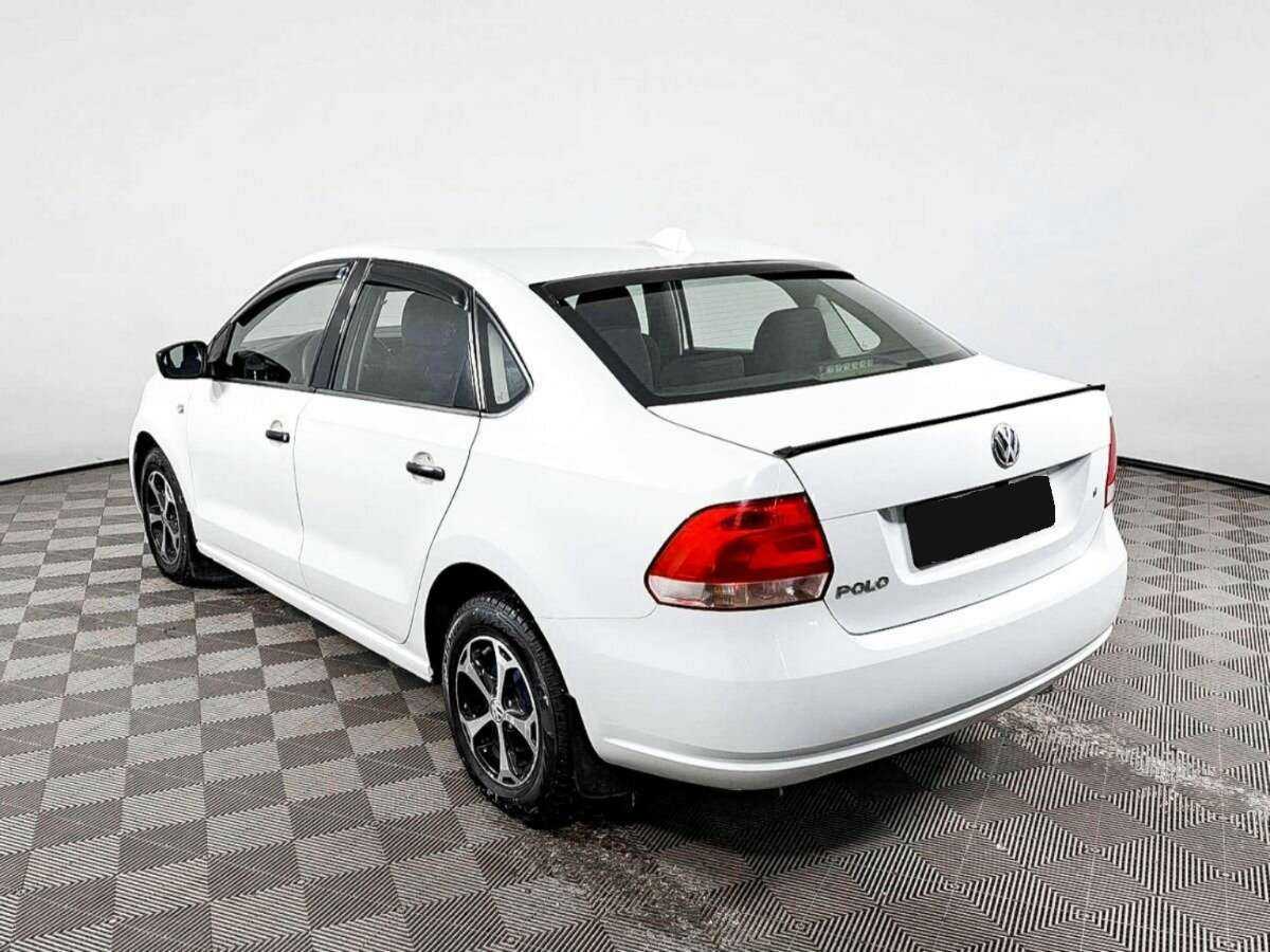 Volkswagen Polo б/у, 2014, Механическая. Фото: #5