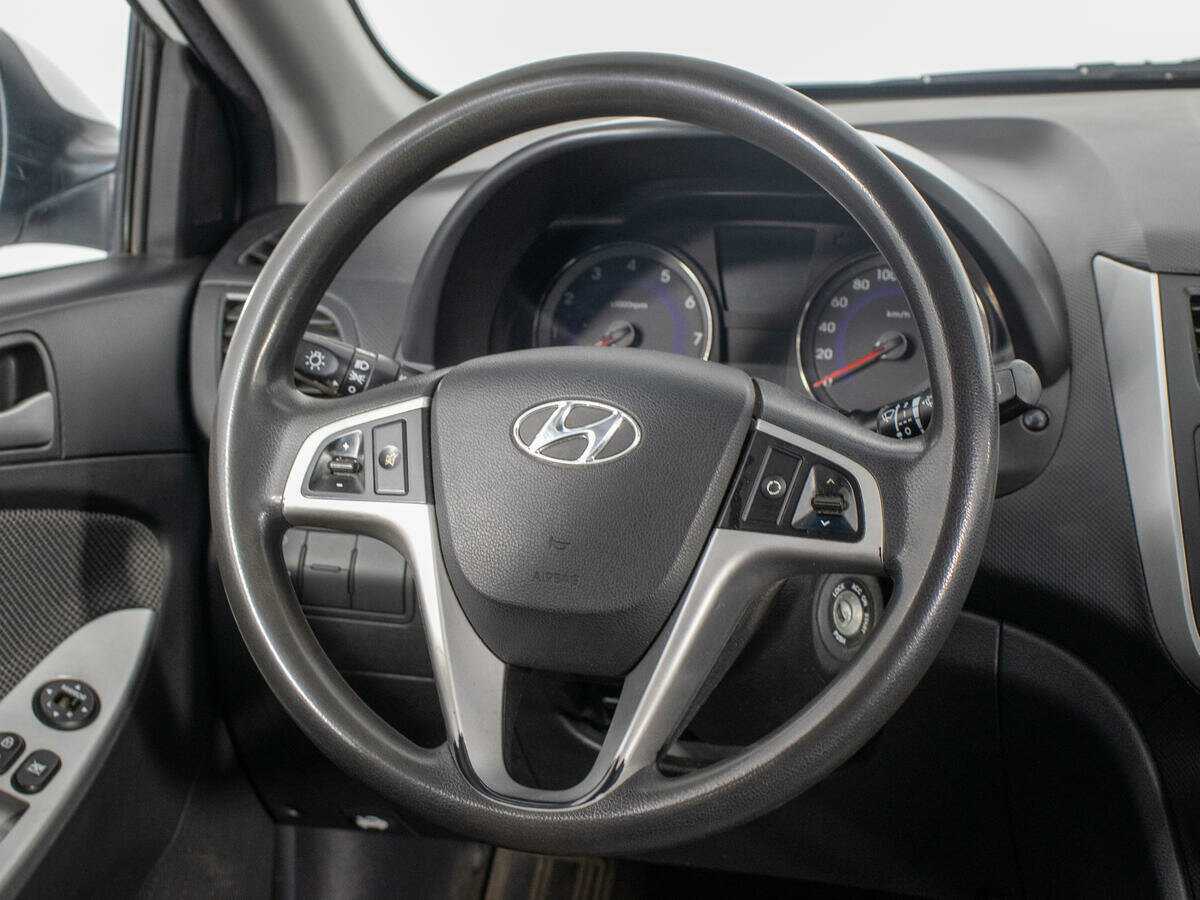 Hyundai Solaris б/у, 2014, Автоматическая. Фото: #14