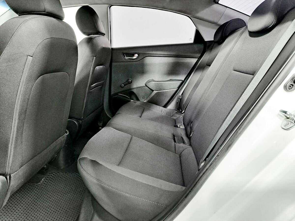 Hyundai Solaris б/у, 2017, Механическая. Фото: #9