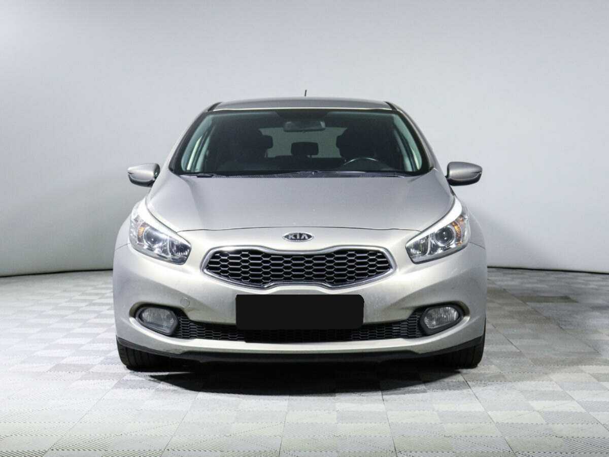 Kia Ceed б/у, 2012, Механическая. Фото: #1