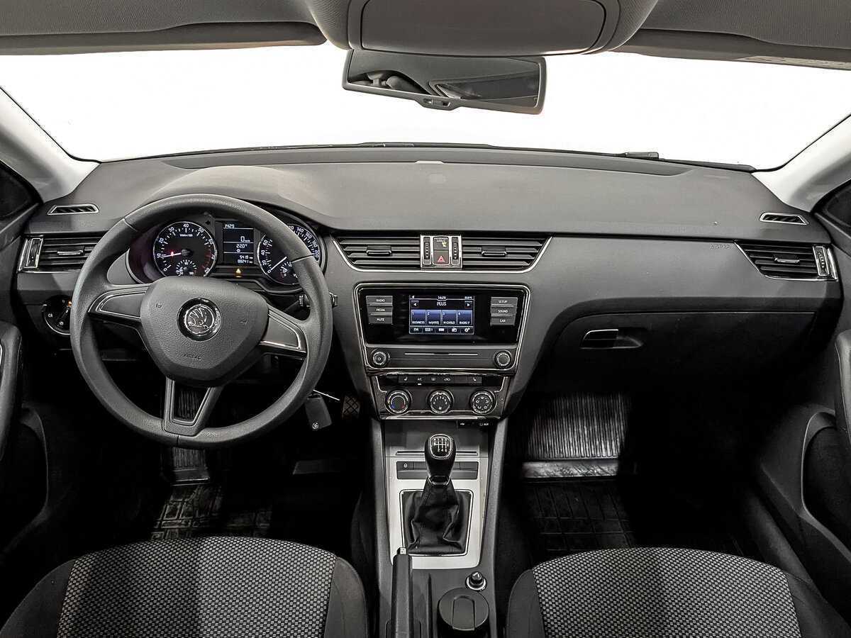 Skoda Octavia б/у, 2016, Механическая. Фото: #13