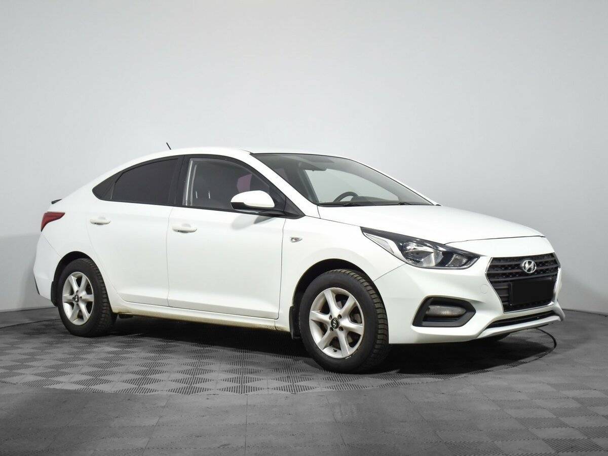 Hyundai Solaris б/у, 2017, Автоматическая. Фото: #2