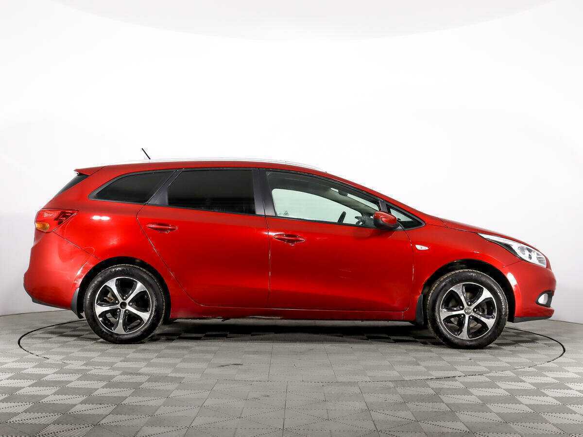 Kia Ceed б/у, 2014, Автоматическая. Фото: #3