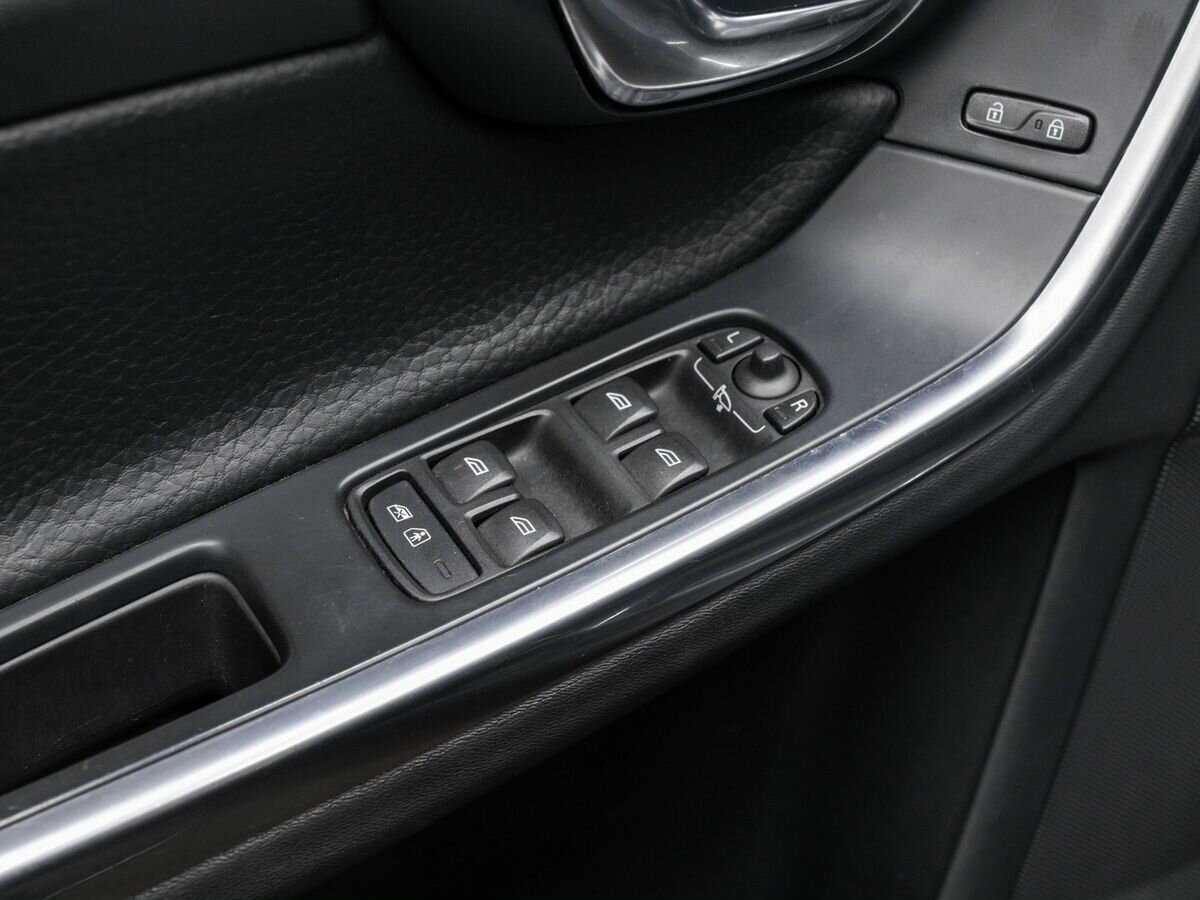 Volvo S60 б/у, 2013, Автоматическая. Фото: #15