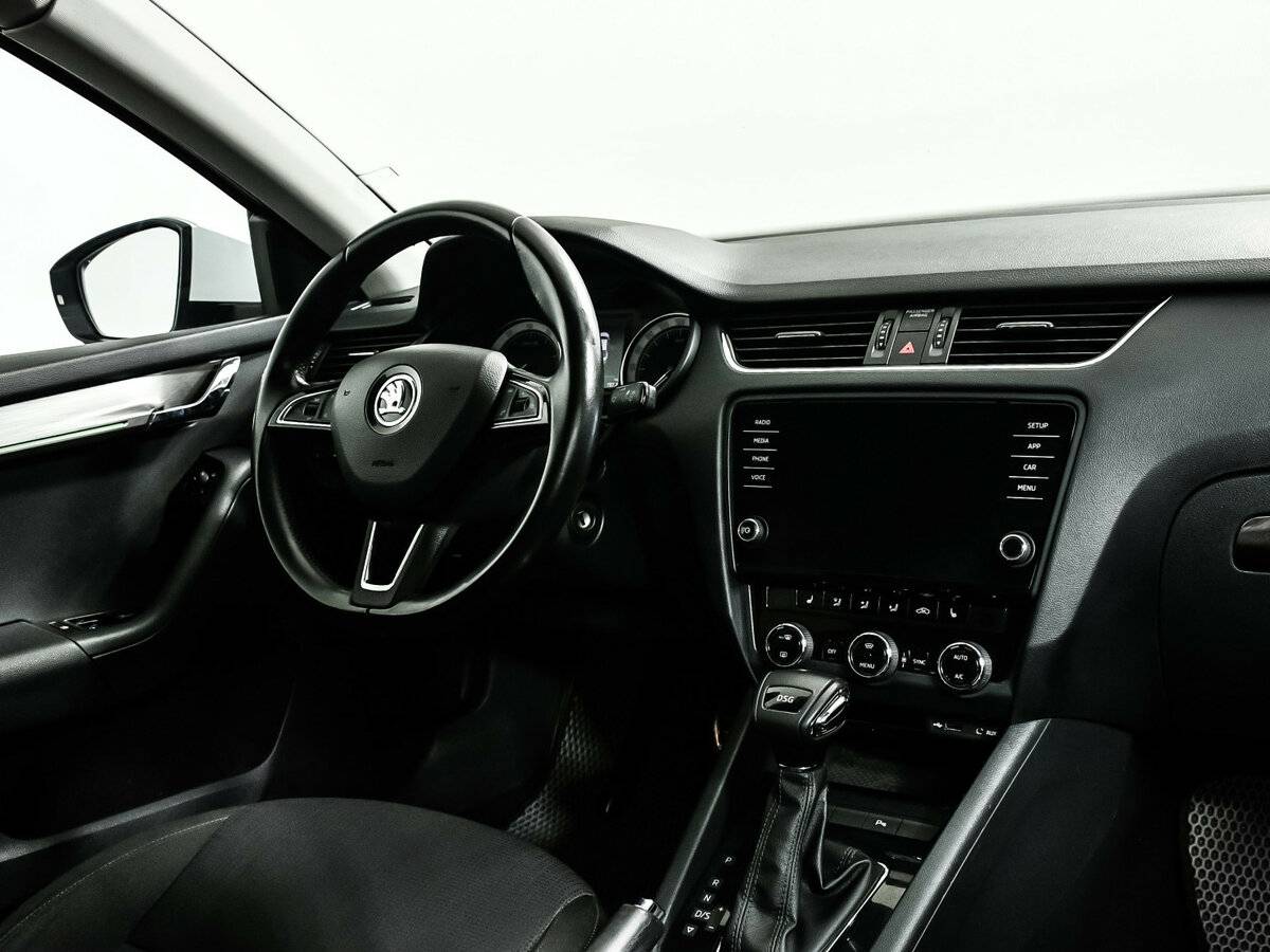 Skoda Octavia б/у, 2017, Роботизированная. Фото: #8